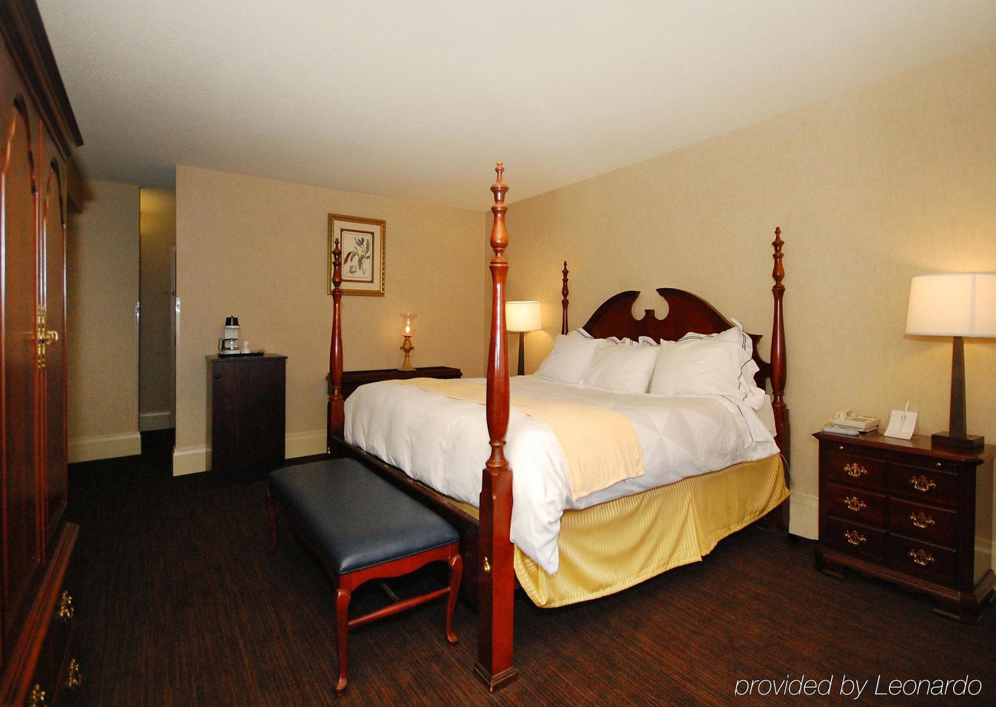 Red Lion Hotel High Point Room photo